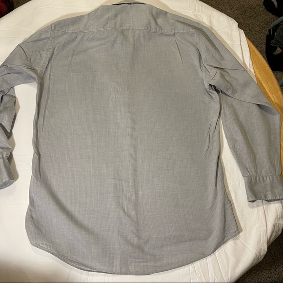 ✨HOST PICK✨Neiman Marcus Button Down - Picture 5 of 7